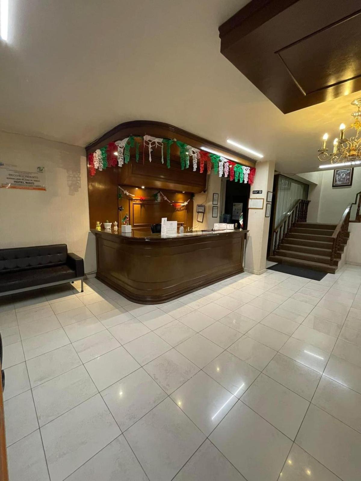 Hotel Novo Silao Buitenkant foto